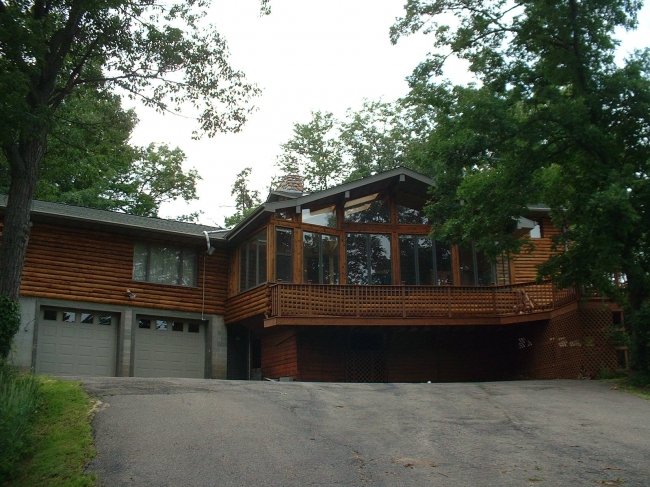 Top Coat Log Home Restoration