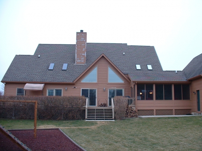 Top Coat Log Home Restoration