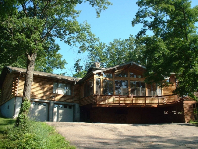 Top Coat Log Home Restoration