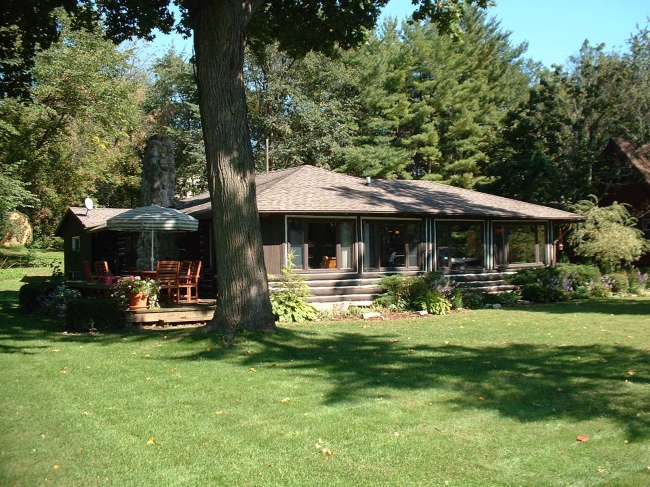 Top Coat Log Home Restoration