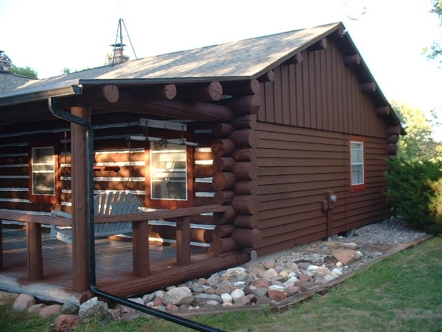 Top Coat Log Home Restoration